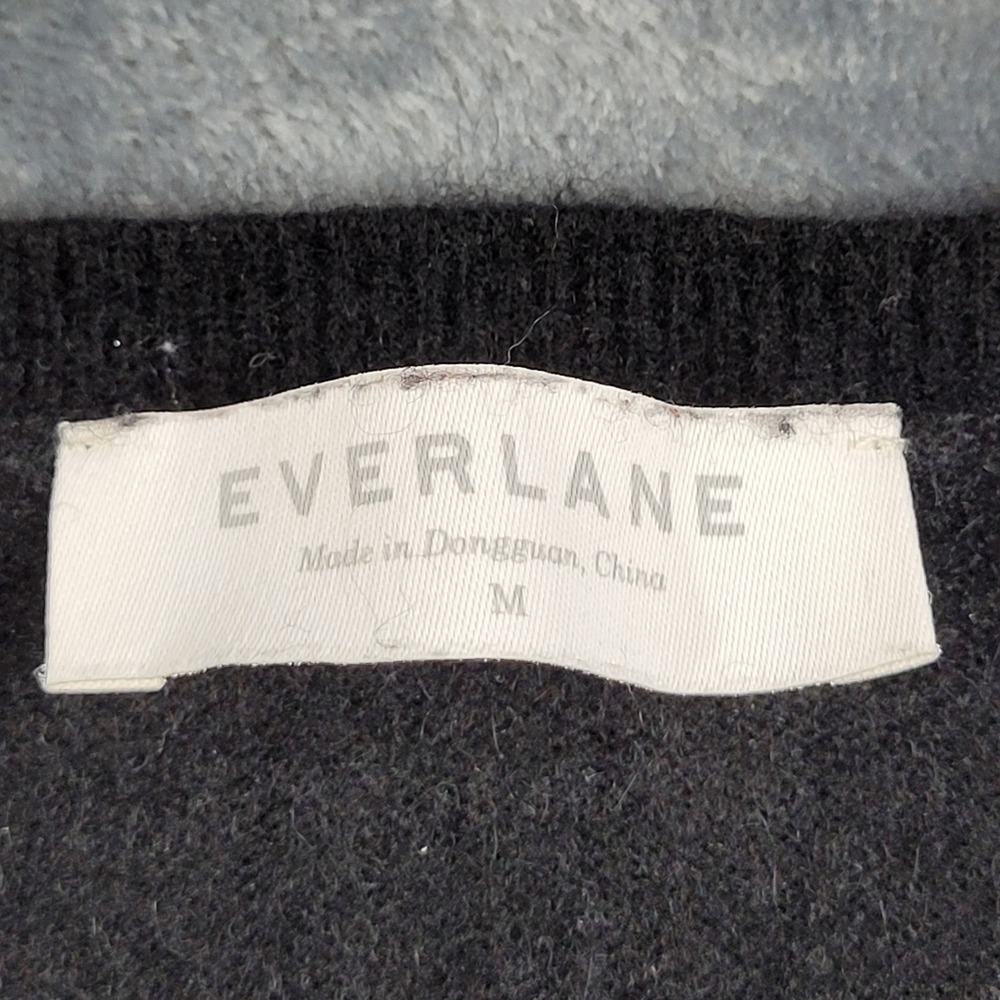 Everlane Womens Cashmere Crewneck Sweater Black Long Sleeve Knit Top Size M - Picture 2 of 6